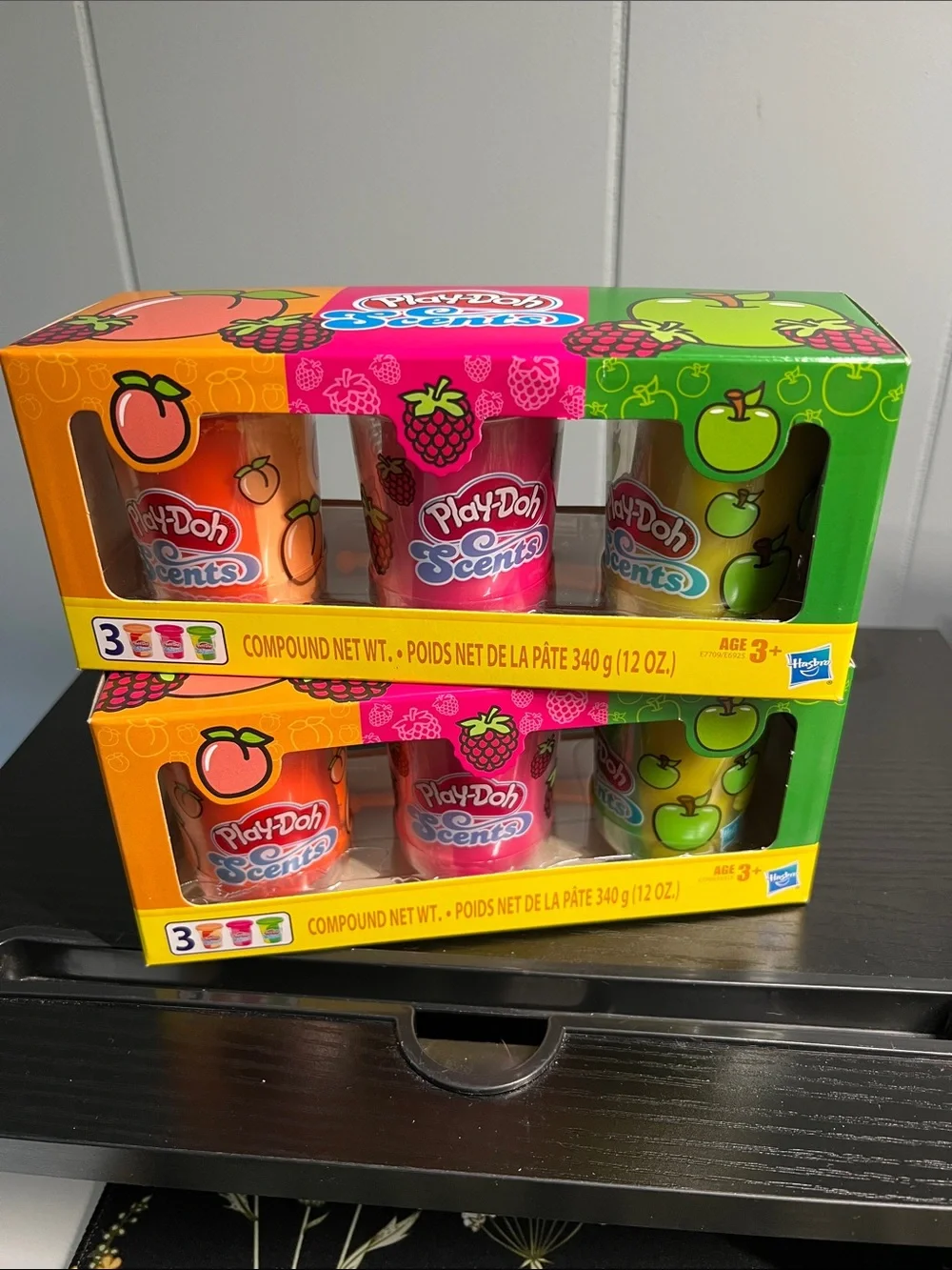 Brand new, never opened Set of 2 Play-Doh Scents, 3-Pack